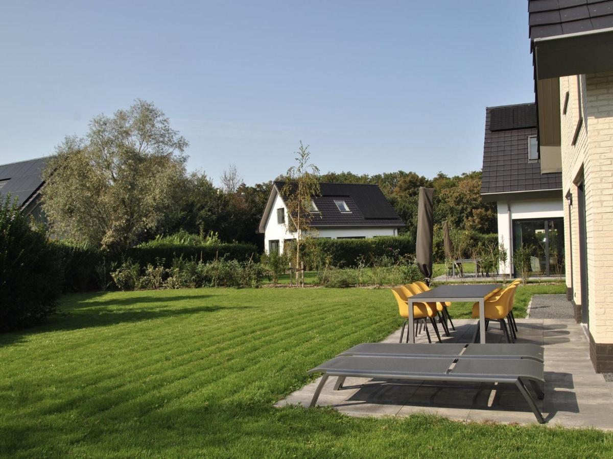 Fantastic Holiday Home With Sauna Westermient Buitenkant foto