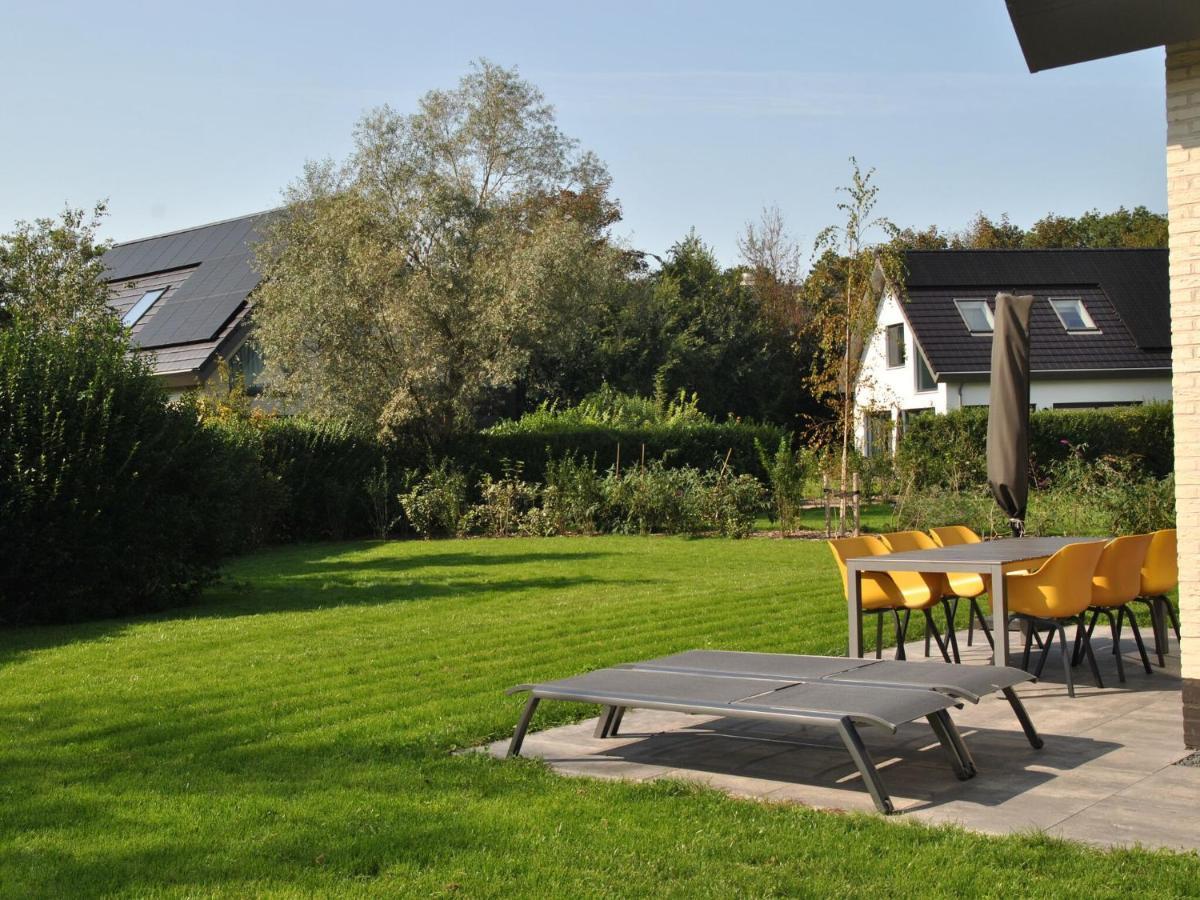 Fantastic Holiday Home With Sauna Westermient Buitenkant foto