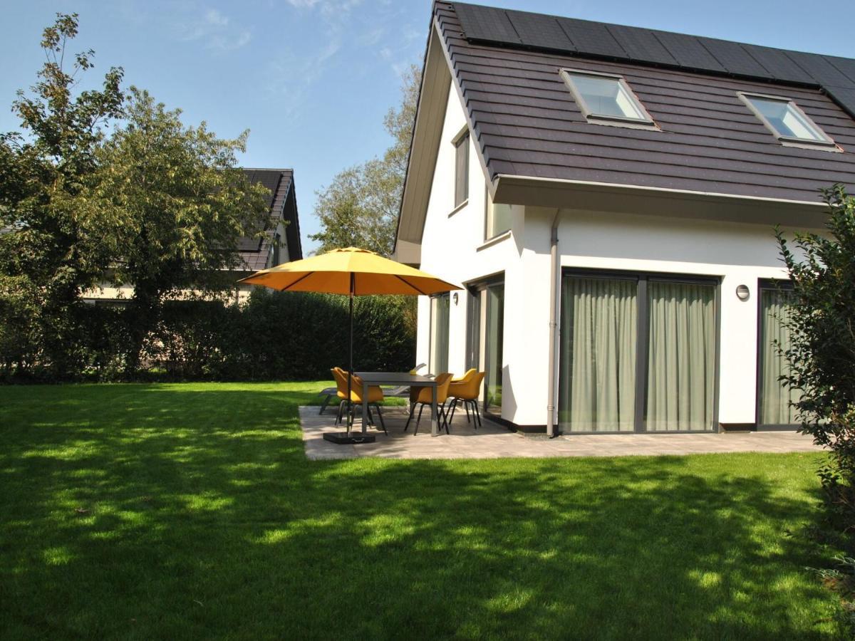 Fantastic Holiday Home With Sauna Westermient Buitenkant foto